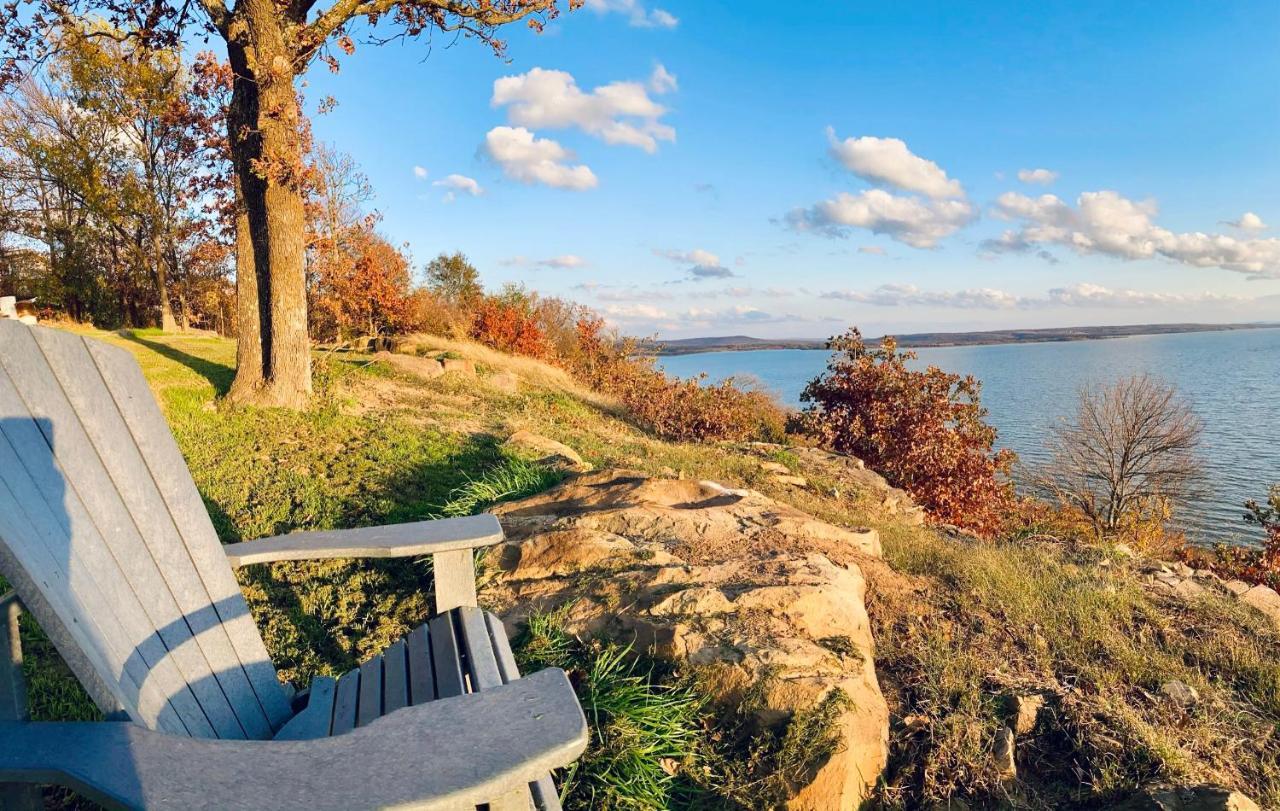 Blufftop Cabin Retreat Hot Tub And Fall Views! Villa Canadian Buitenkant foto